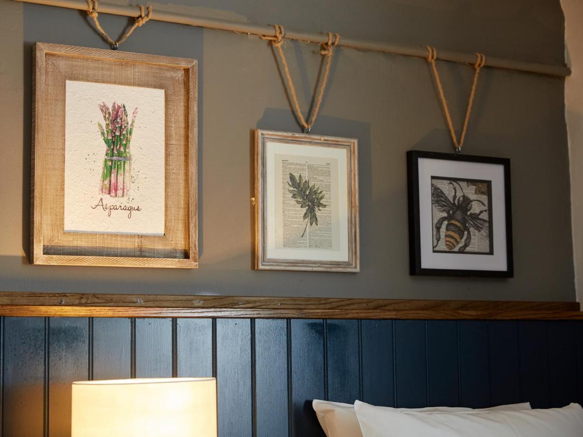 Kings Head By Chef & Brewer Collection Hotel Masham Exterior photo